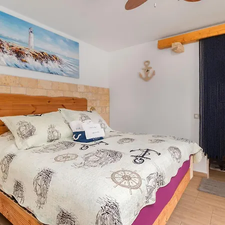 Cozy In Prázdninový dům Novi Vinodolski